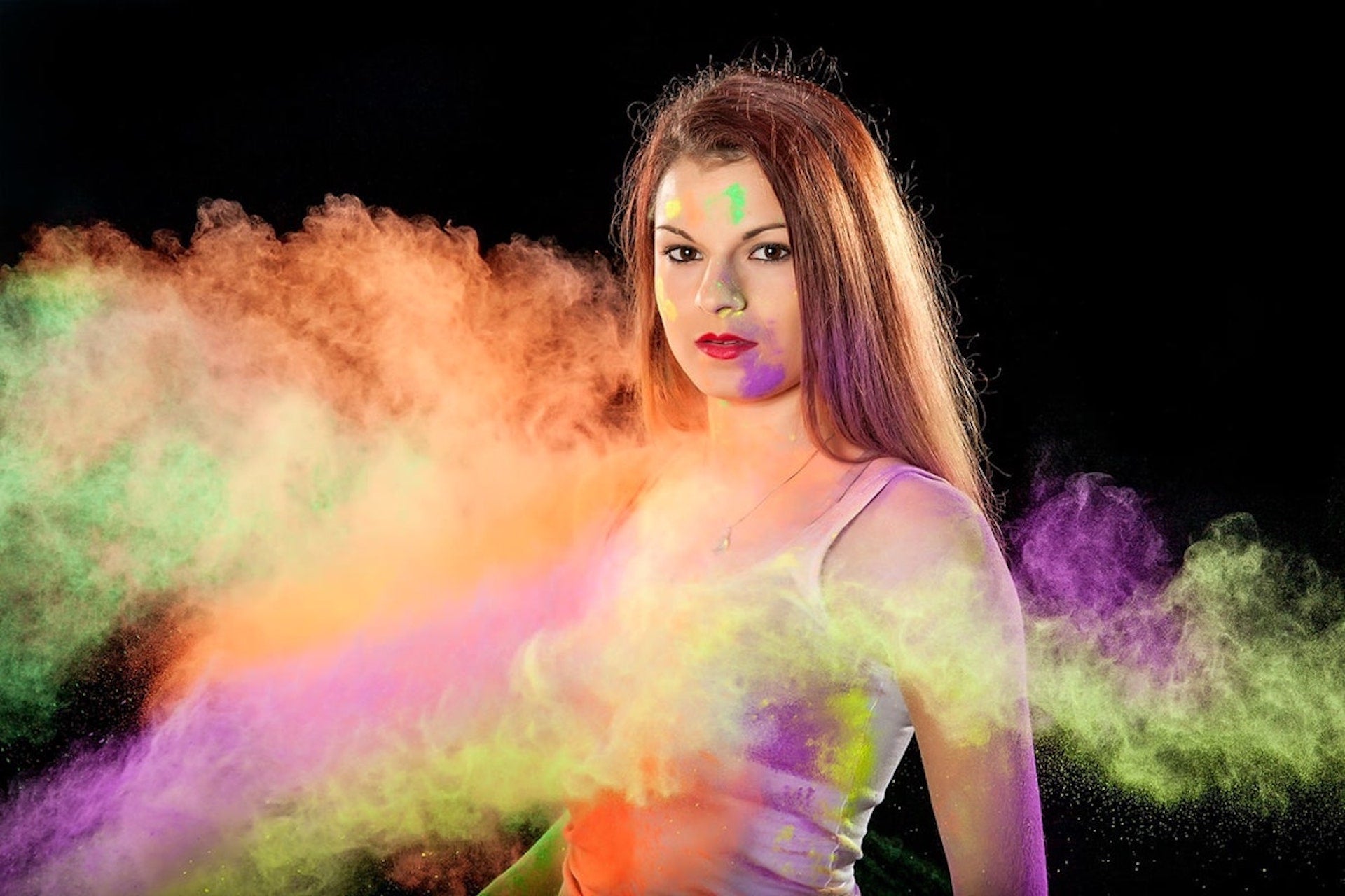 A Guide to Colored Powder Photography - MIOPS