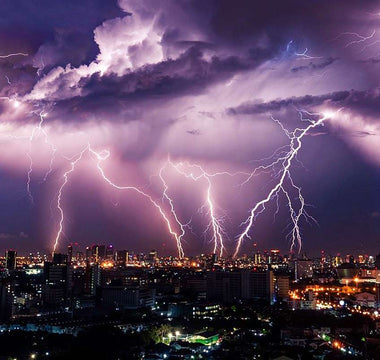The Essential Guide to Cityscape Lightning Photography
