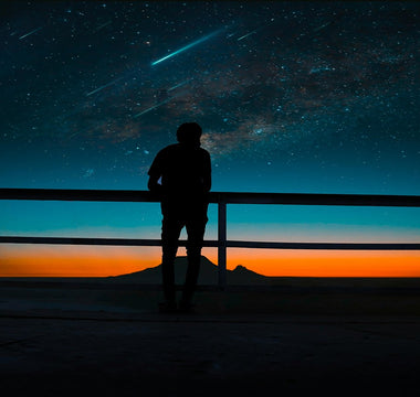 How to Capture Star Trails with Long Exposure Photography