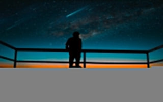 How to Capture Star Trails with Long Exposure Photography