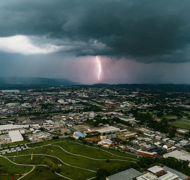 Lightning Photography in 2026: Does Your Camera’s Pre-Capture Replace MIOPS Smart+?