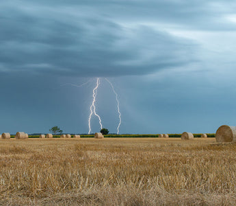 Choosing the Right Gear for Lightning Photography