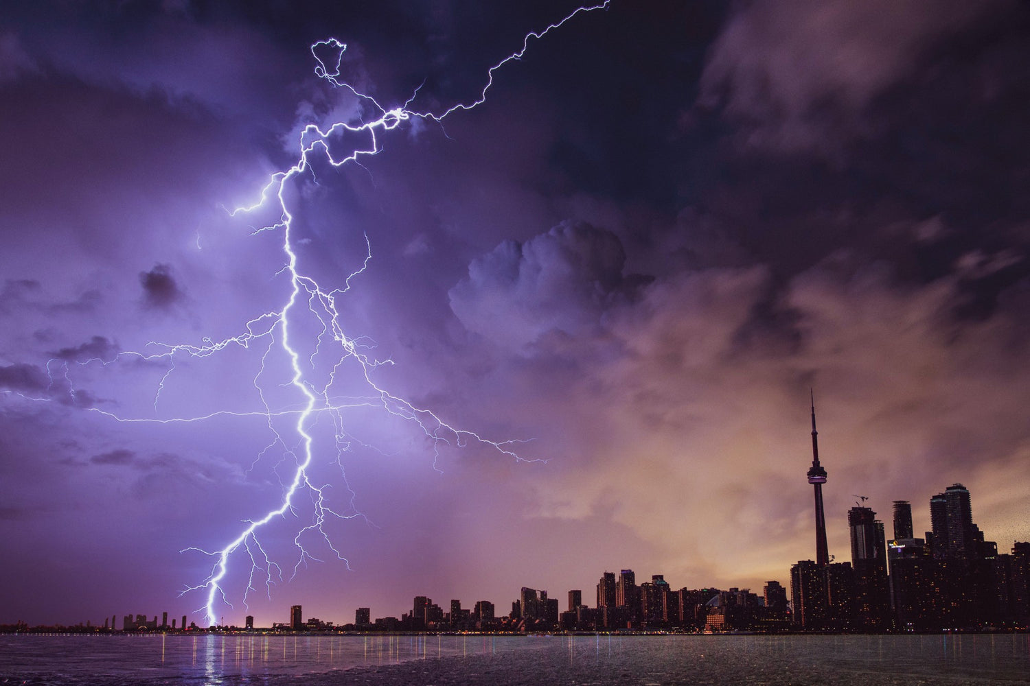 10 Top Tips for Photographing Lightning