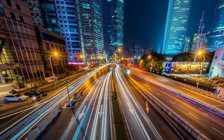 How to Shoot Motion Photographs At Night With Slower Shutter Speed